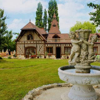 Façade + fontaine 8